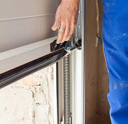 Exclusive Garage Door Service New York, NY 212-918-5389 - springs-side